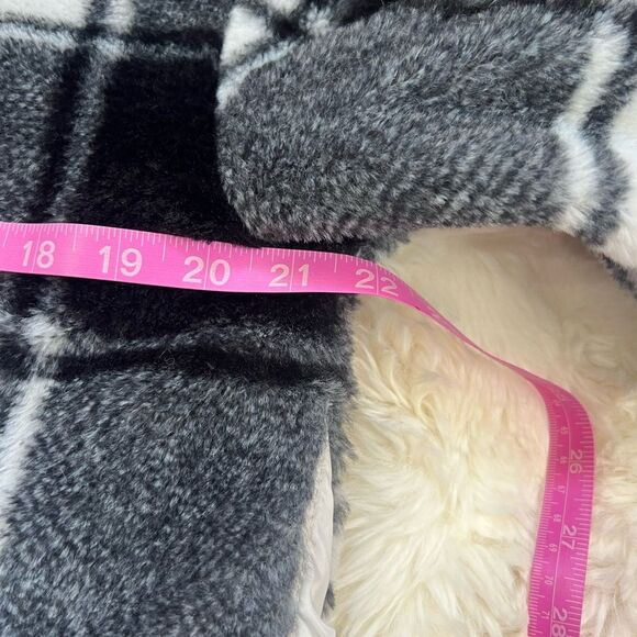 Cherie Design Black and White Checkered Fleece Jacket Sz Medium - Picture 10 of 11